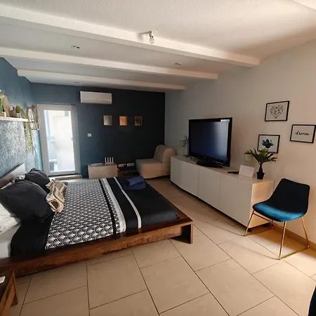 Maison 5 Proche Basel Germany * Saint-Louis (Haut-Rhin)